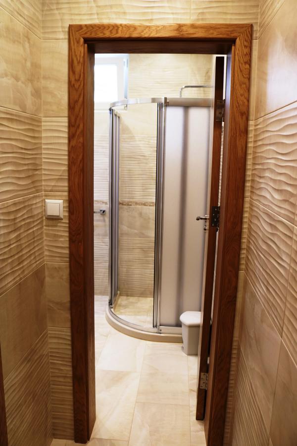 Sea Port Celebrity Apartment - Lets4Holiday Varna Eksteriør billede